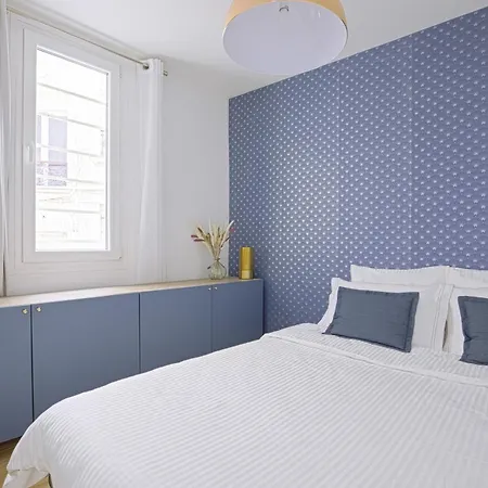 Luxury In The So Chic 16th District *