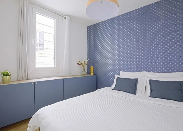 Luxury In The So Chic 16th District *