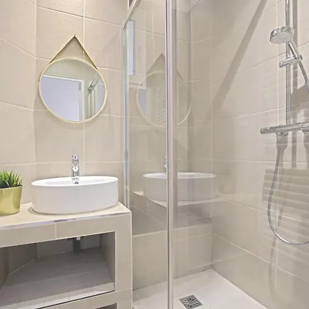 Lägenhet Luxury In The So Chic 16th District